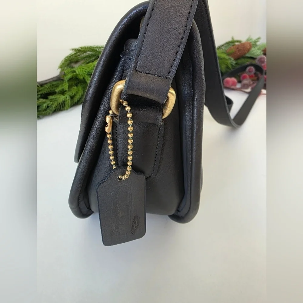 Vintage Coach Geometric Vista Crossbody/Shoulder Bag In Black Leather - Picture 7 of 15